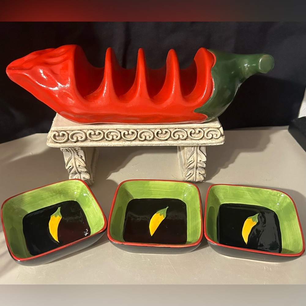 Terra Cotta chili pepper taco holder & 3 chili pepper dipping / ramekins dishes